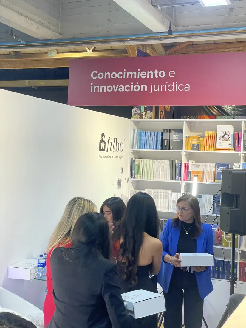 Stand en la Feria del Libro (FILBO): detalle de producto