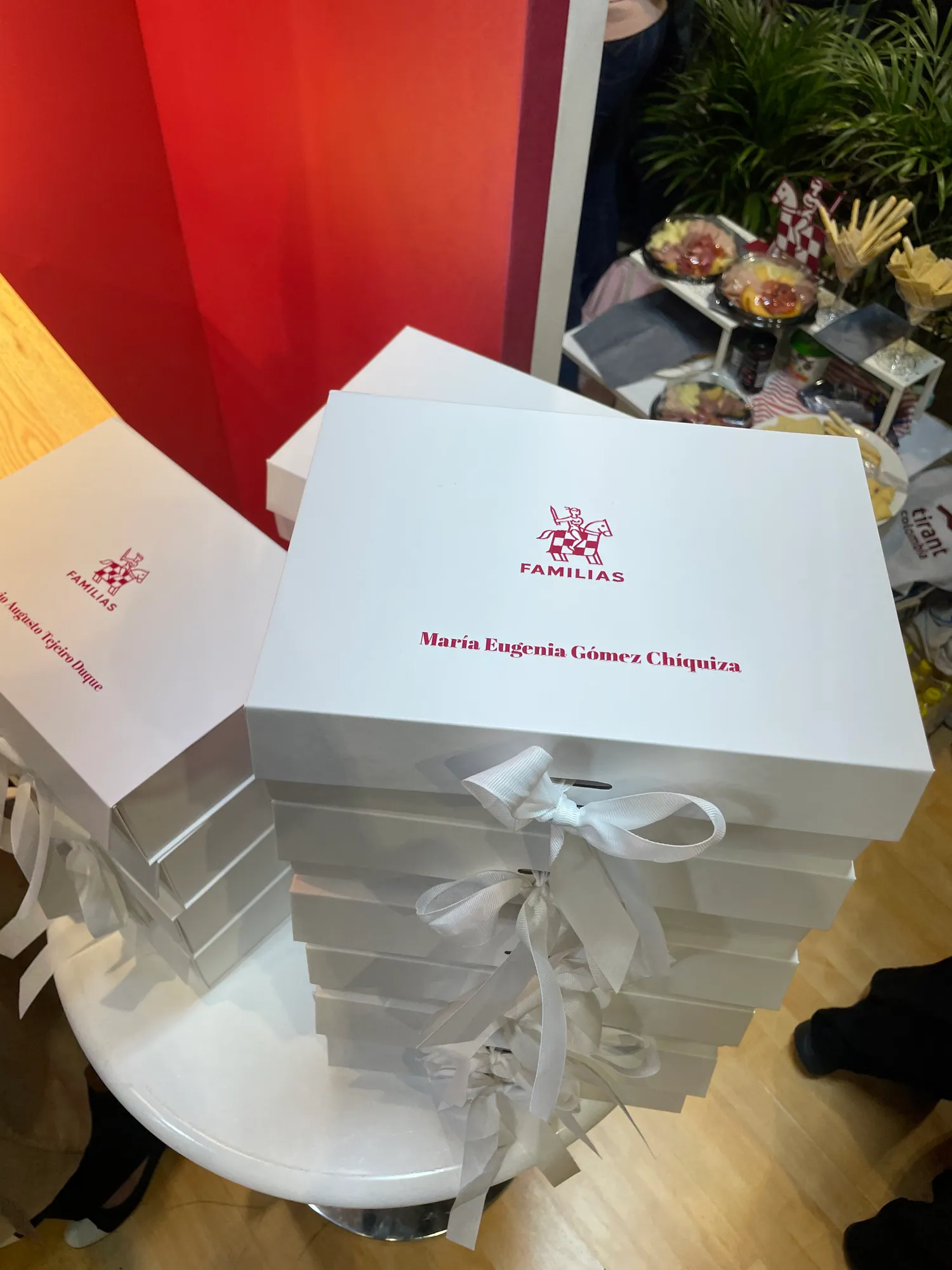 Stand en la Feria del Libro (FILBO): Cajas personalizadas, agendas y esferos