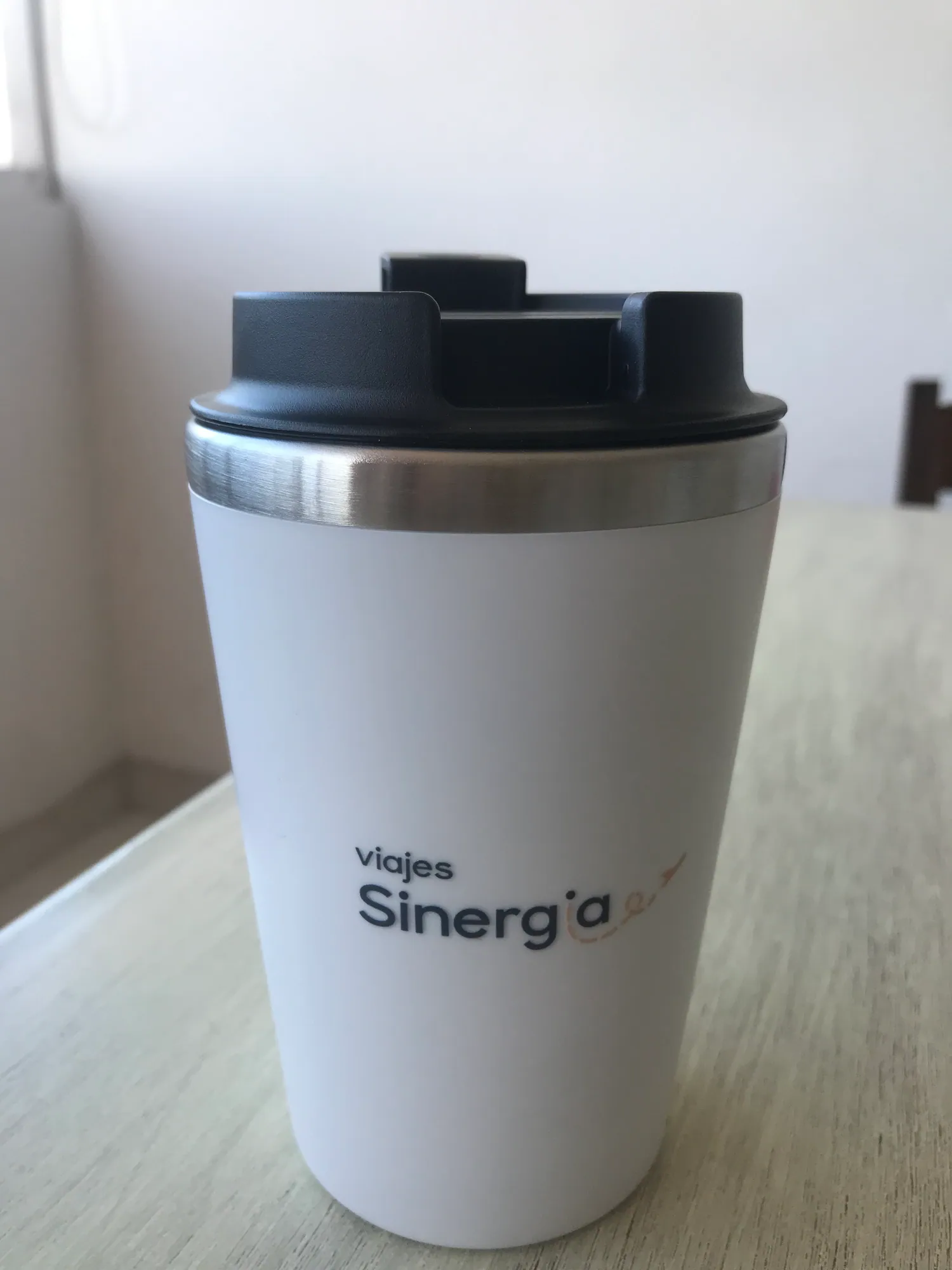 Viajes Sinergia: Mugs, termos, esferos y hoodies